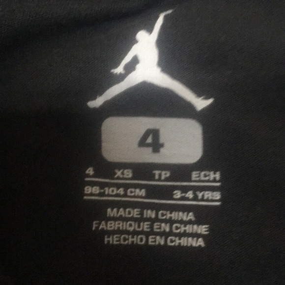 SALE 👗👔 AIR JORDAN Boys T-shirt - Picture 3 of 4